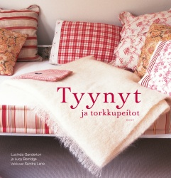 Tyynyt ja torkkupeitot